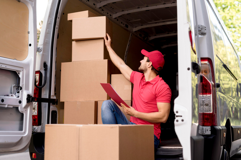 Hiring Packers and Movers Services