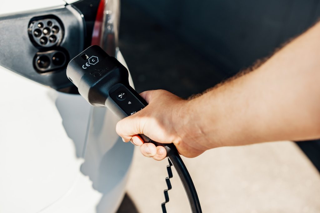 Tips for Maintaining and Caring for Electric Vehicles (EVs) in cold weather